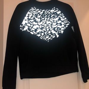 Reflective Lulu lemon sweater